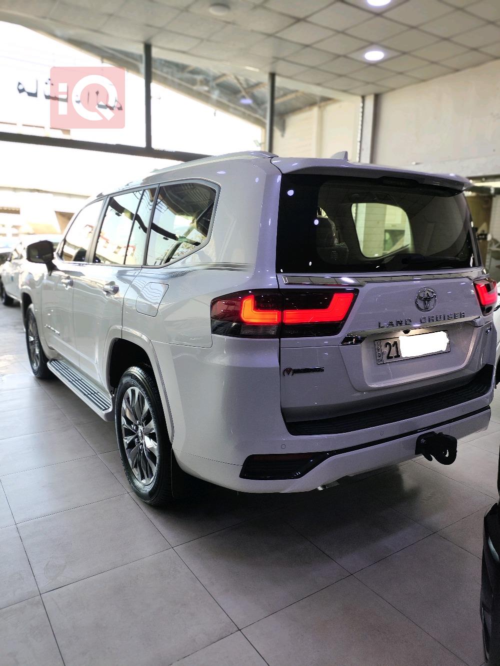 تويوتا لاندكروزر